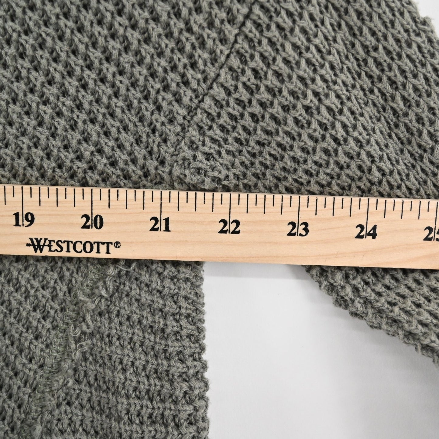 FREE PEOPLE Womens Moonshine Sweater Size XS Cold Shoulder VNeck Oversized Knit
