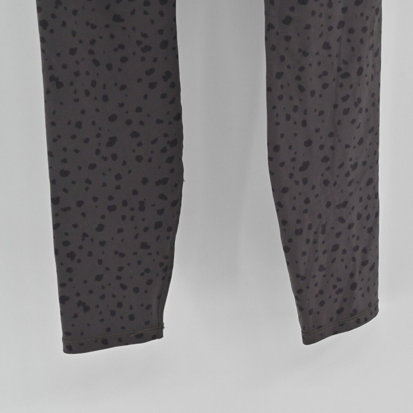 VUORI Leggings Womens Size XS Gray Elm Dot Studio Seamless Moisture Wicking Gym
