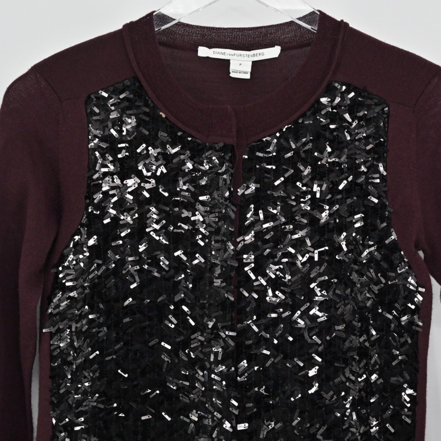 DIANE VON FURSTENBERG Womens Skirt Set Size 0 Cardigan Burgundy Sequin Sweater