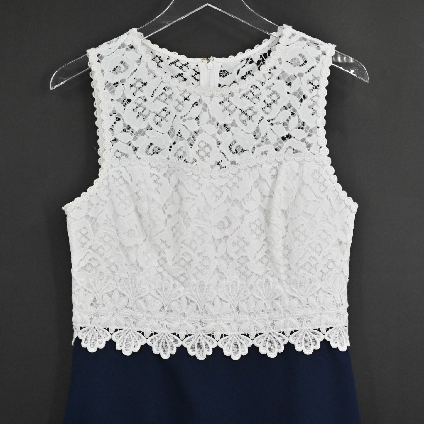 LILLY PULITZER Dress Size 8 Carolyn True Navy White Lace Sleeveless Fit Flare