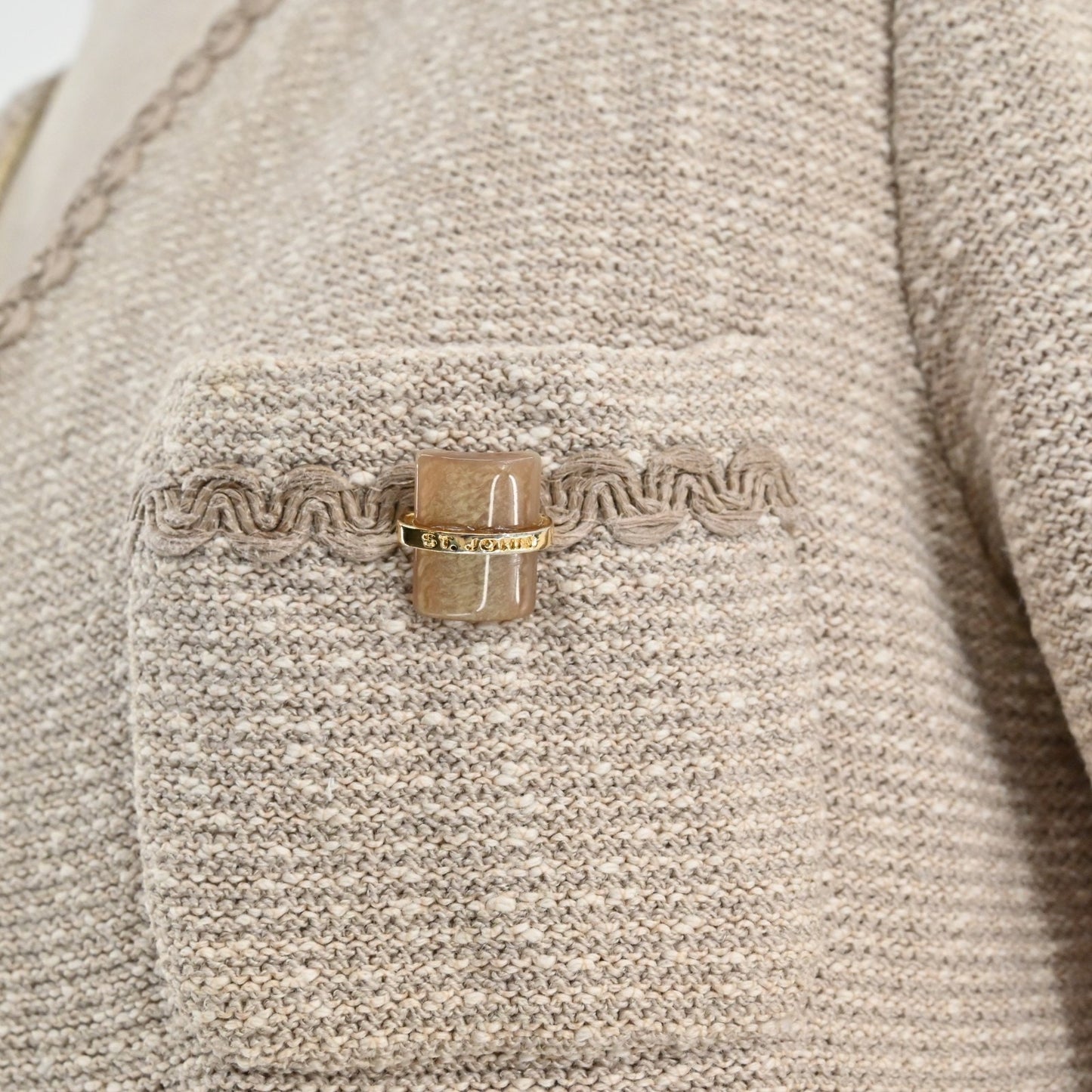 Vtg ST JOHN Womens Santana Knit Jacket Size 4 Tan Beaded Zip Up Blazer Dog Show