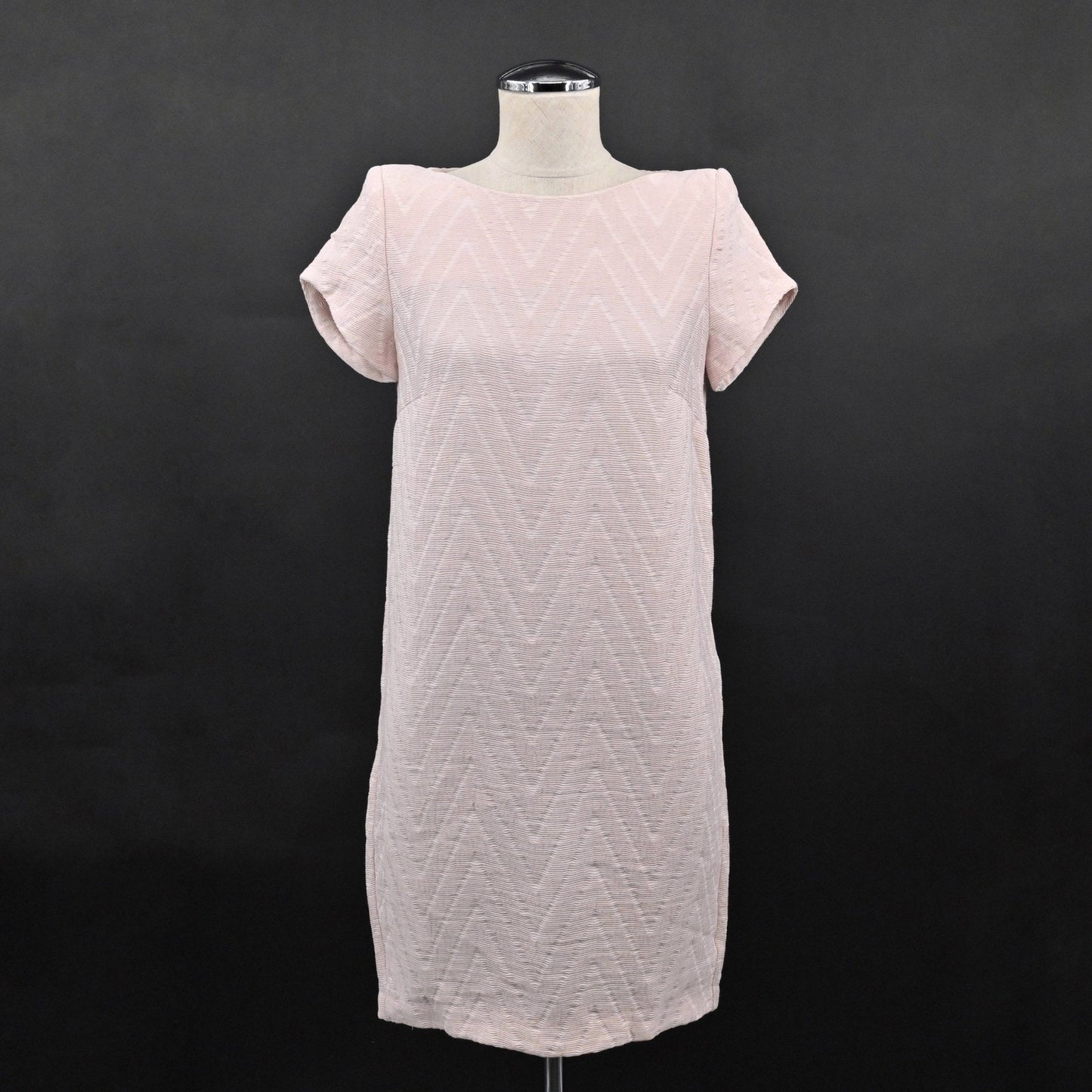 MAJE Chevron Textured Dress Size S Soft Pink Mod Twee Retro Twiggy Short Sleeve