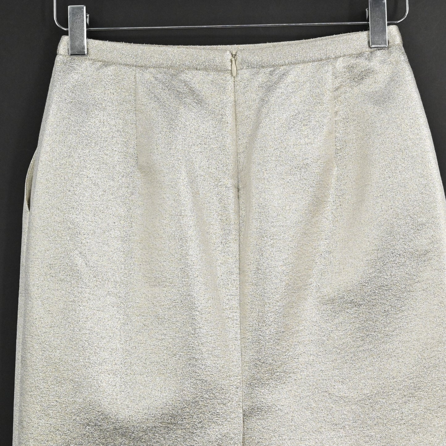 ARIANA ROCKEFELLER Skirt Size 0 Metallic Champagne Straight Pencil Back Slit