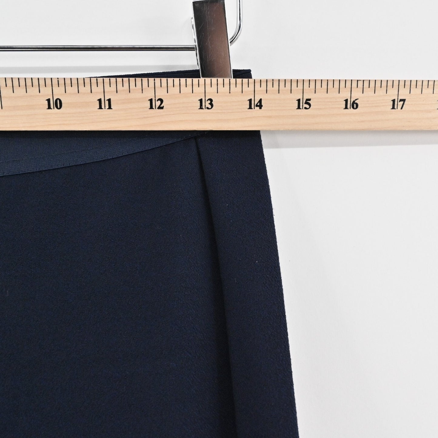 CHALAYAN Pants Womens Size 40 Navy Blue Quiet Luxury Stretch Pull On Skinny Leg