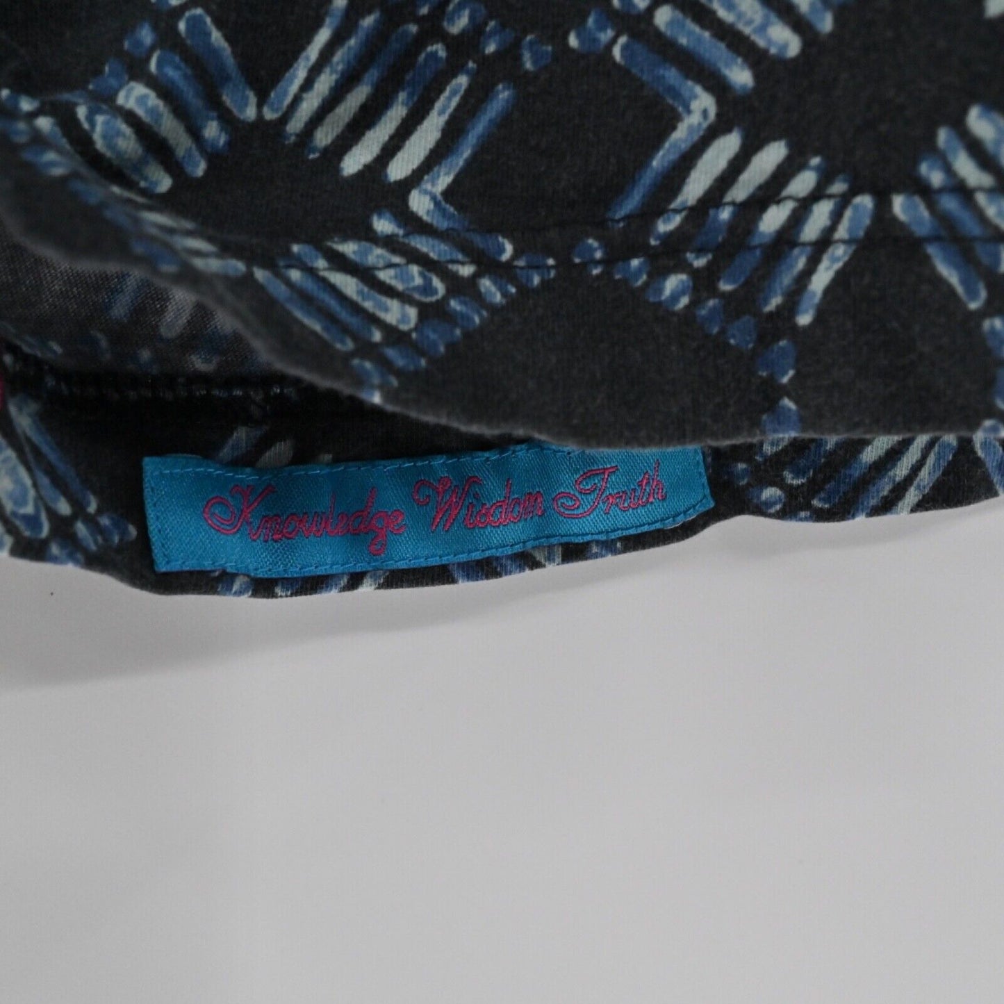 ROBERT GRAHAM T Shirt Mens Size L Blue Geometric Speed Limit Batik Skull Graphic