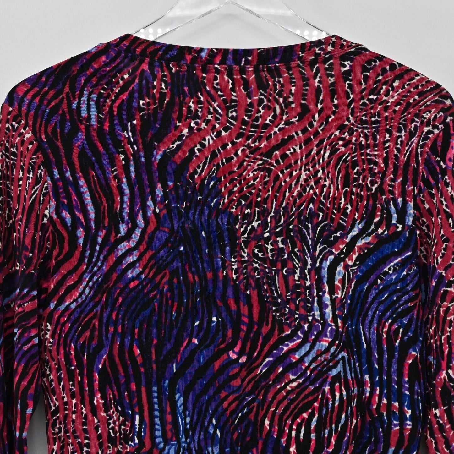 CHICOS Top Womens Sz M Red Blue Zebra Travelers Print 3/4 Sleeve V Neck Boho USA