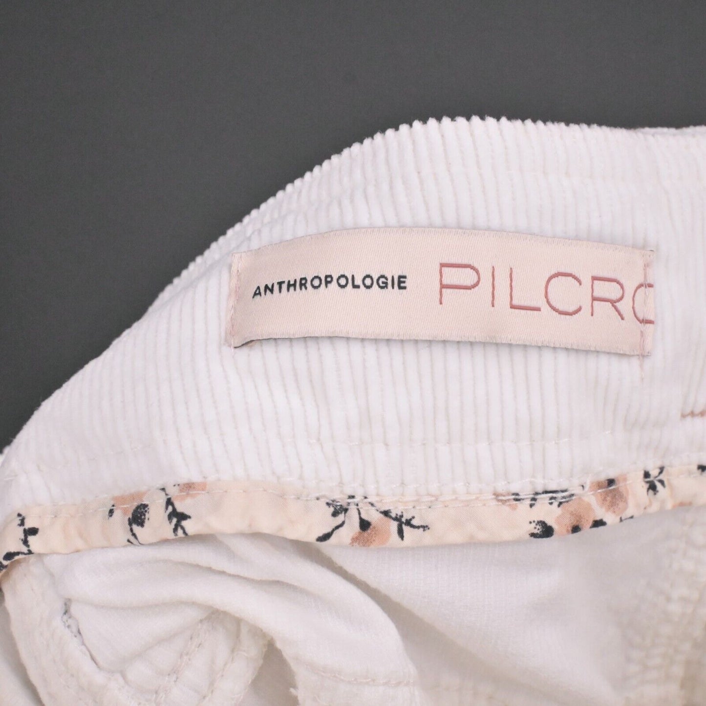 ANTHROPOLOGIE Pants Womens Size 25 Pilcro White Corduroy Slim Pocket Zip Ankle