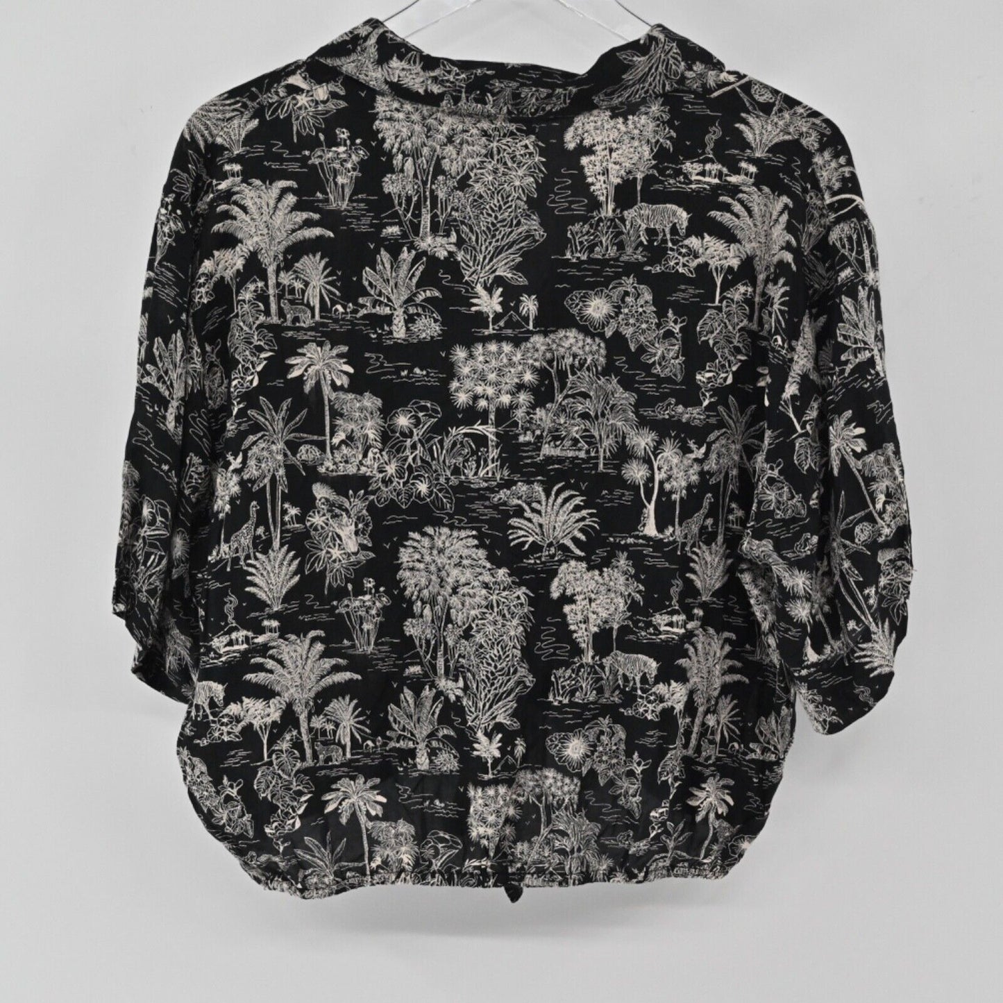 TOPSHOP Top Womens Size 10 Black White Tropical Savanna Print Tie Up Button Up