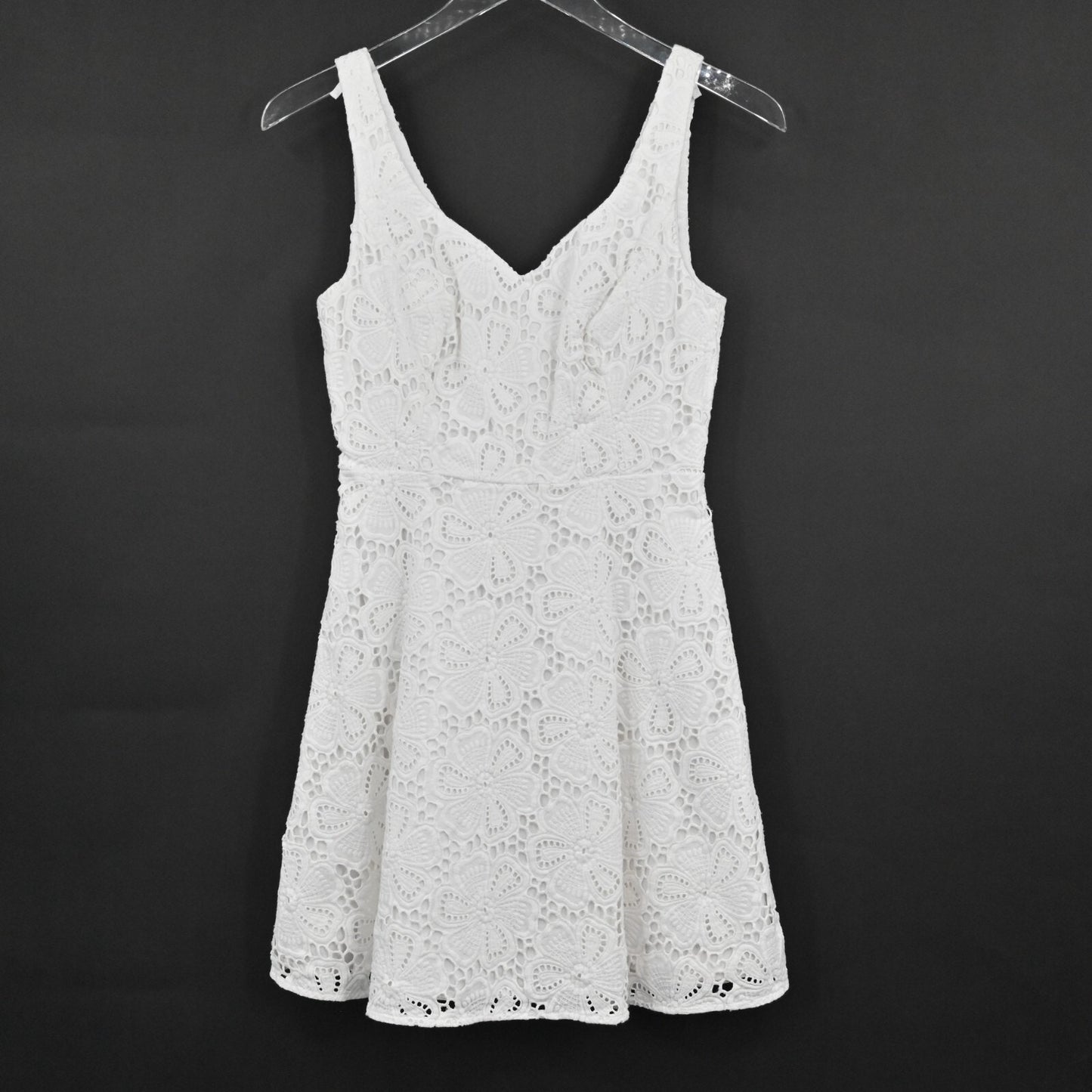 LILLY PULITZER Marla Dress Size 2 Resort White Floral Lace Sleeveless Fit Flare
