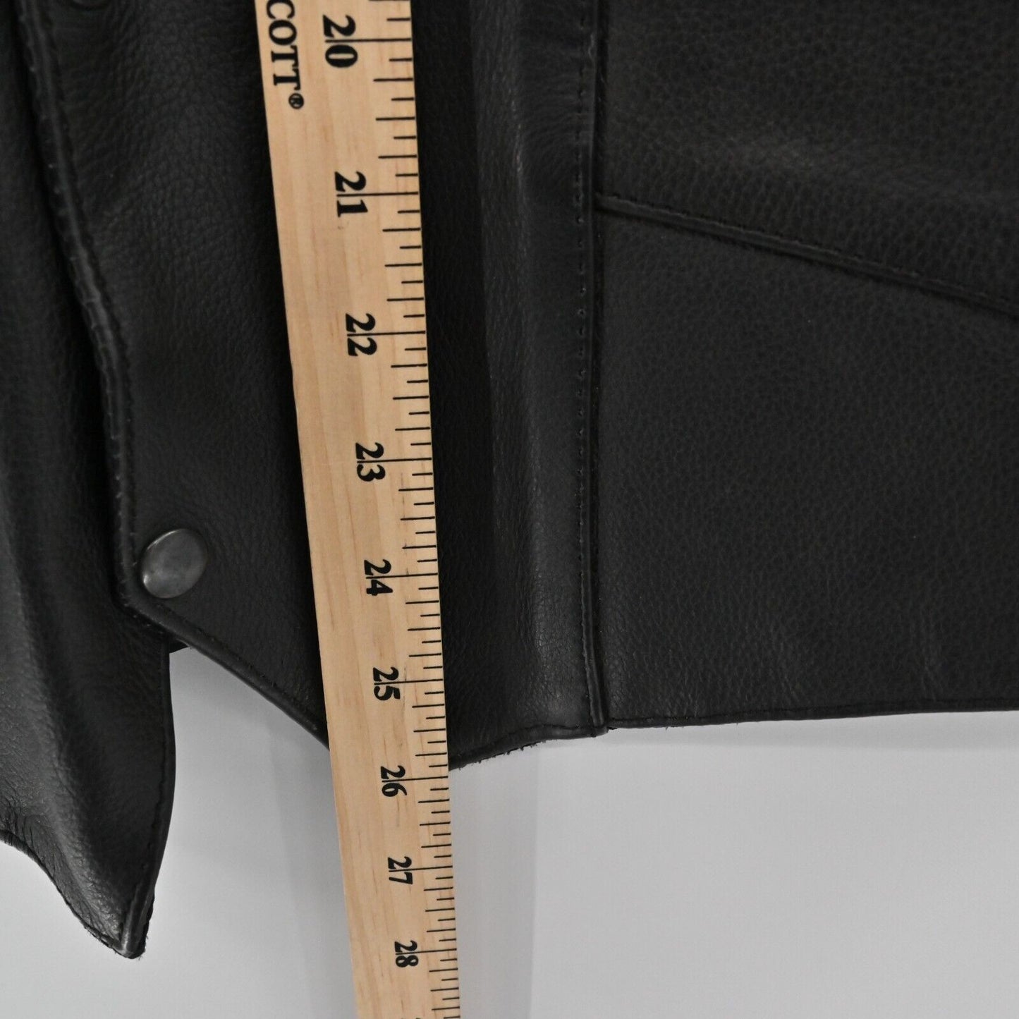 Vtg VANCE LEATHERS Vest Mens Size 46 Black Sleeveless Bike Motocycle Snap Front