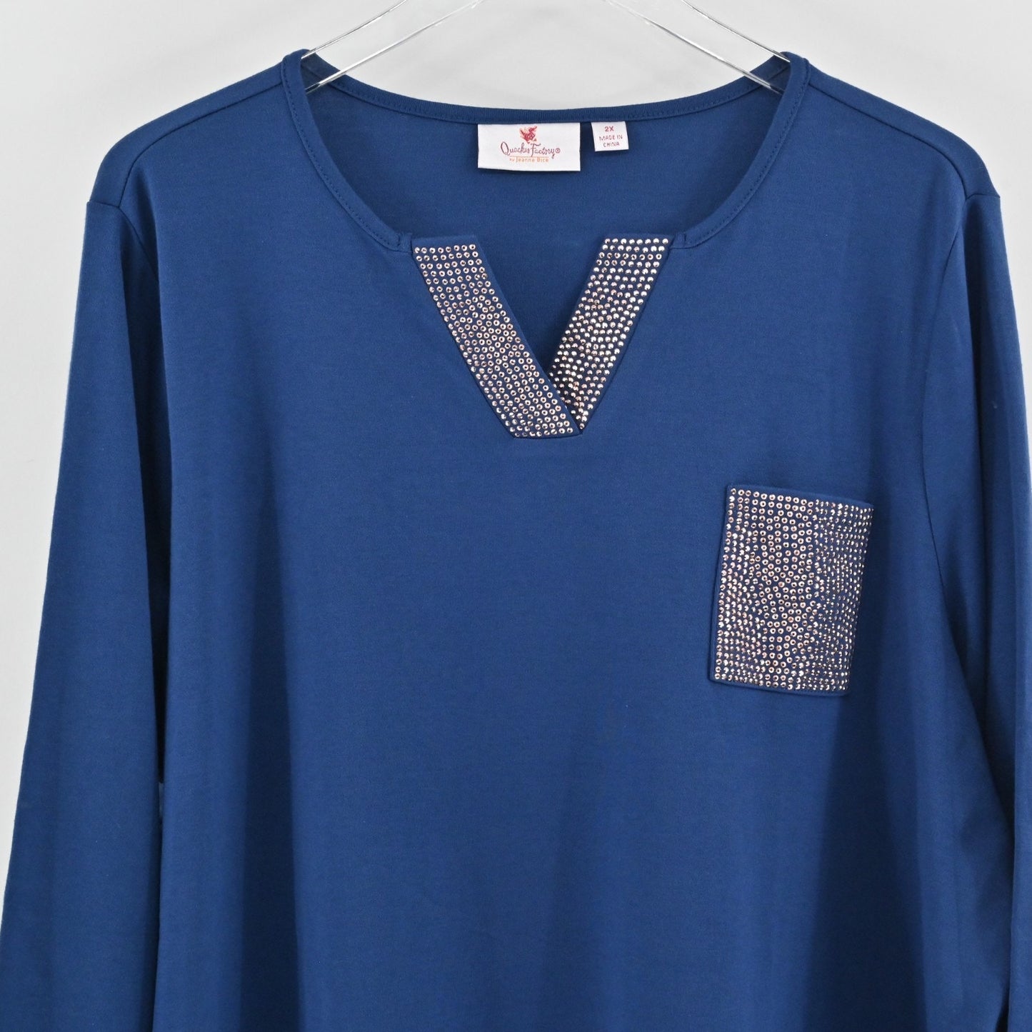 Quacker Factory Womens Rhinestone Pocket Split Neck Top Size 2X Light Navy Tee