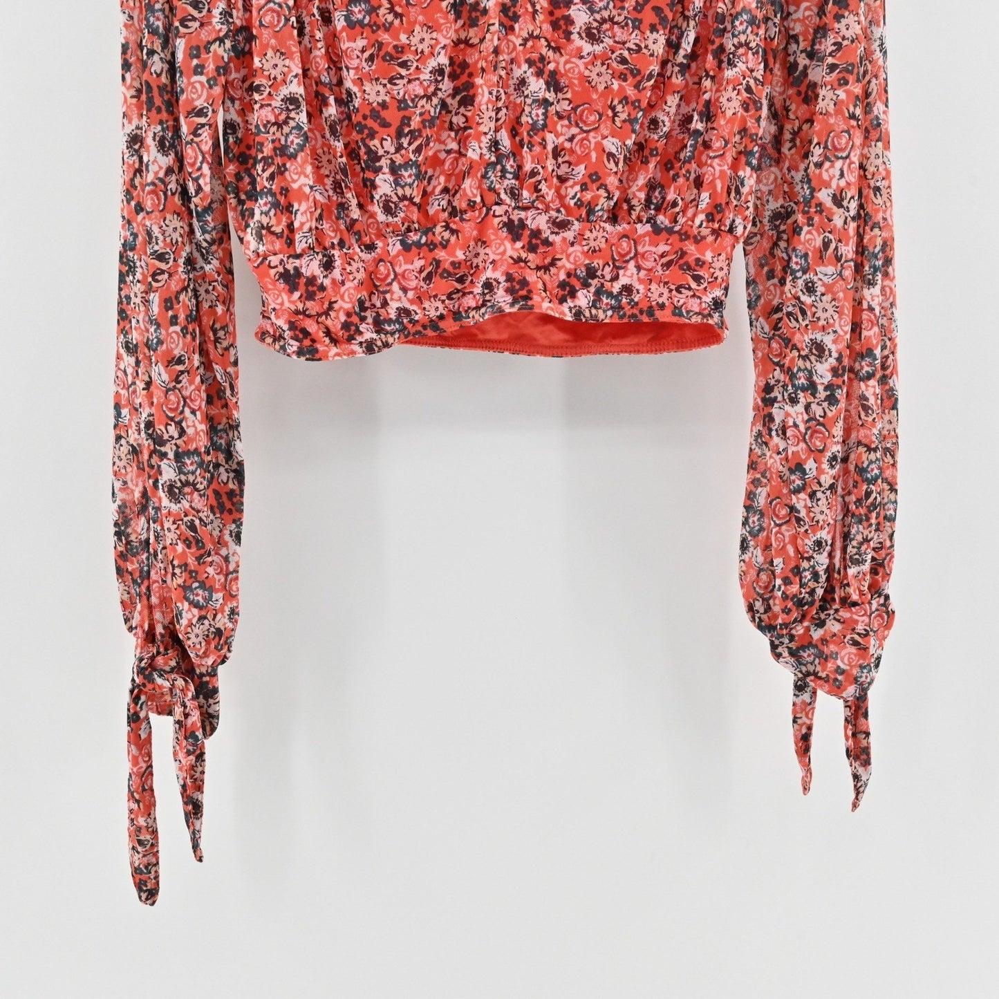 Free People Womens All Dolled Up Top Size S Poppy Combo Floral Mock Neck Crop