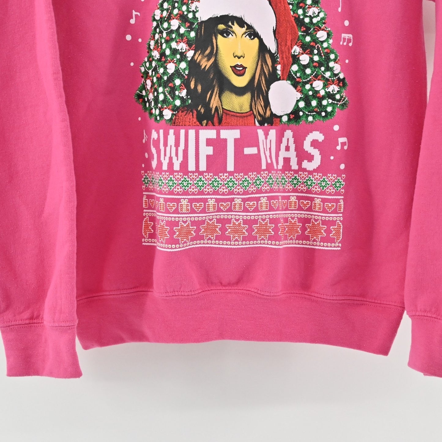 Gildan Womens Pink Merry Swift-Mas Christmas Sweatshirt Size S Swiftie Crew Neck