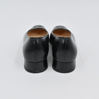 Lynn's Closet Boutique Salvatore Ferragamo black leather low block heel pumps, back view showing heel detail