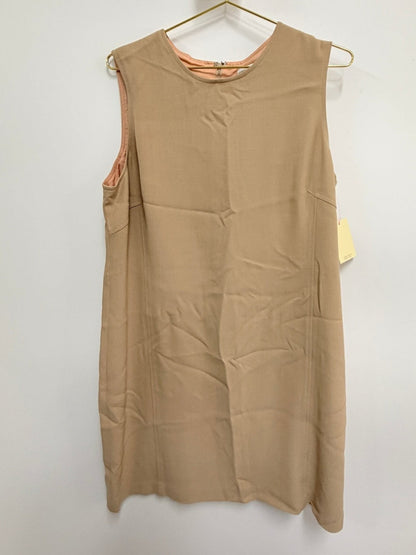 Lynn's Closet Boutique Emanuel Ungaro sleeveless camel shift dress, size 16, fully lined with back-zip closure.