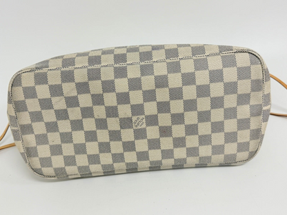 Lynn's Closet Boutique Louis Vuitton Neverfull MM tote base in Damier Azur checkerboard canvas with leather trim