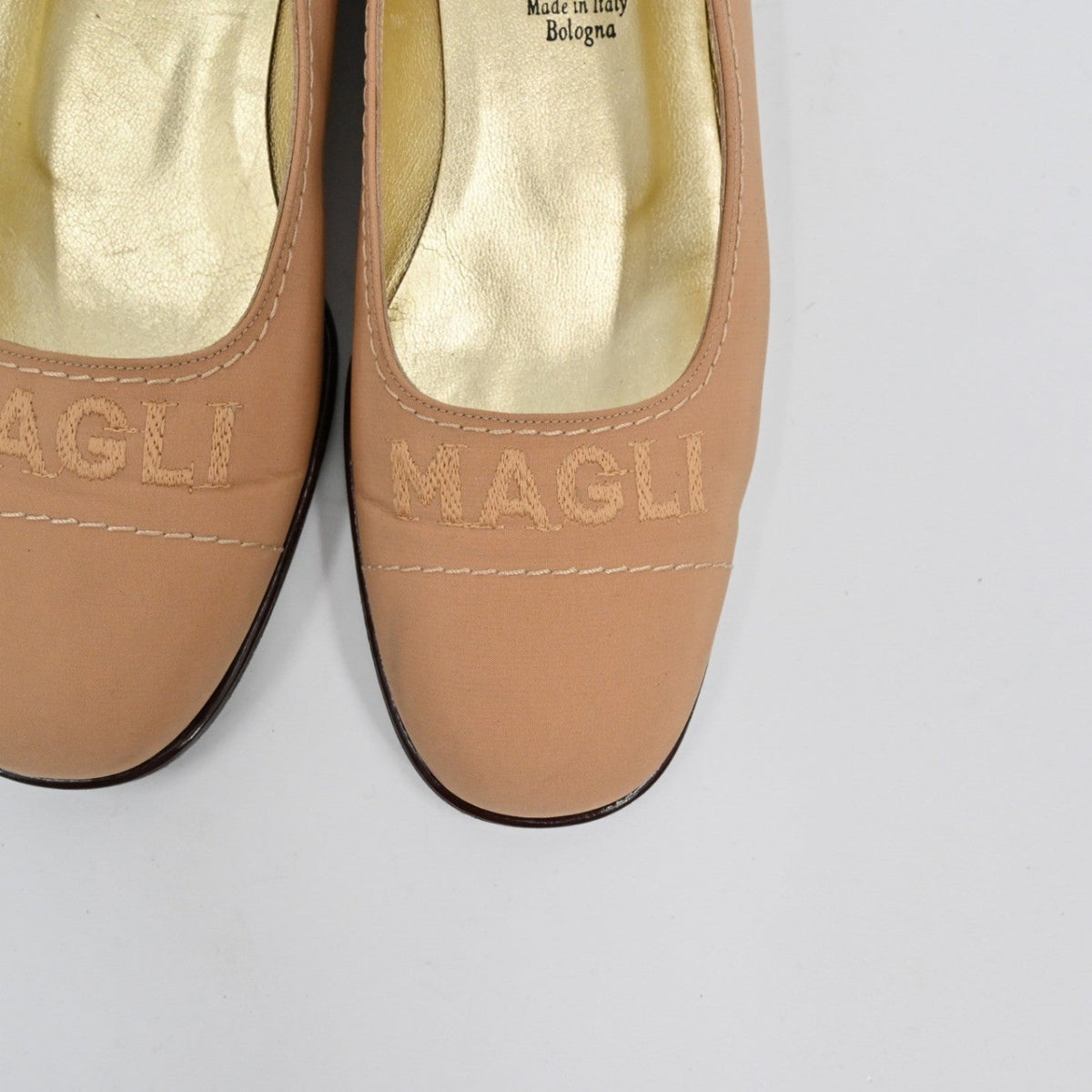 Lynn's Closet Boutique tan leather Bruno Magli loafer pumps with embossed logo and gold interior lining