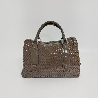 Lynn's Closet Boutique Sondra Roberts brown patent leather handbag with a woven texture and silver hardware