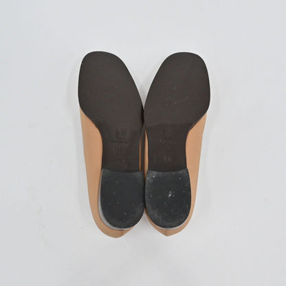 Lynn's Closet Boutique Bruno Magli tan leather loafer pumps showing the dark brown soles and low heels