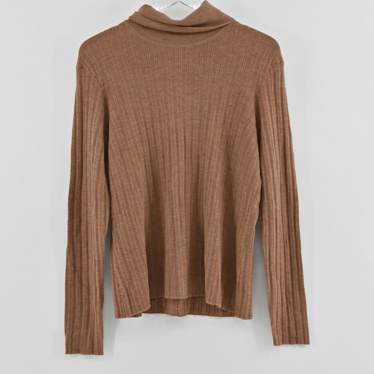 Lynn's Closet Boutique Tanya Taylor camel brown ribbed turtleneck sweater in size 1X hanging on a hanger