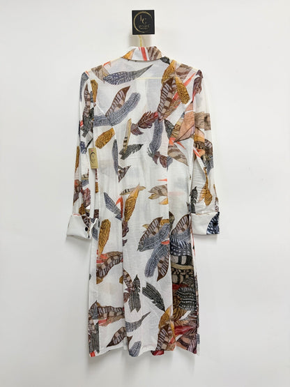 Lynn's Closet Boutique Ala von Auersperg midi shirt dress in white with a multi-colored feather print pattern.