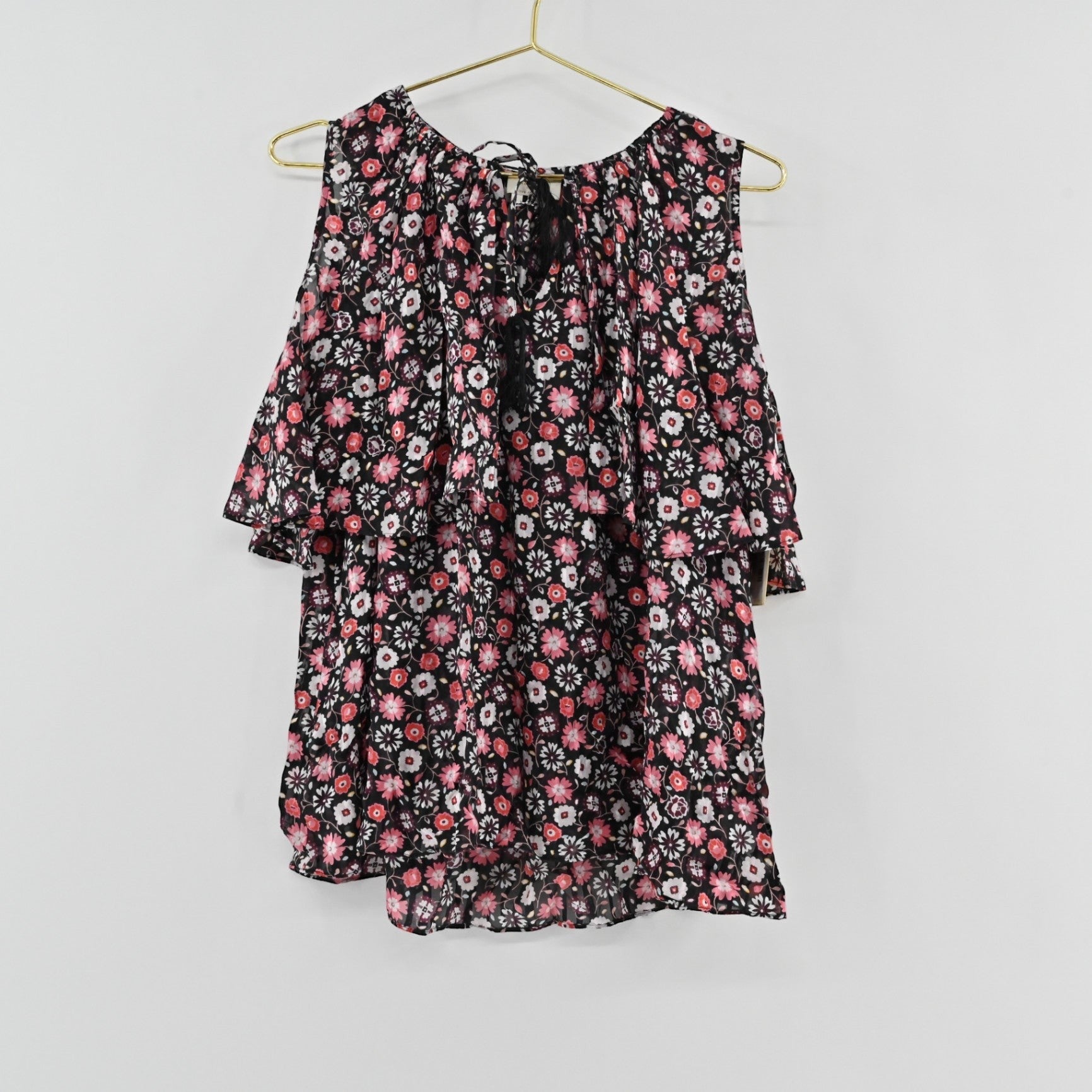 Lynn's Closet Boutique Kate Spade floral print silk top with cold shoulder cutouts and ruffled layers