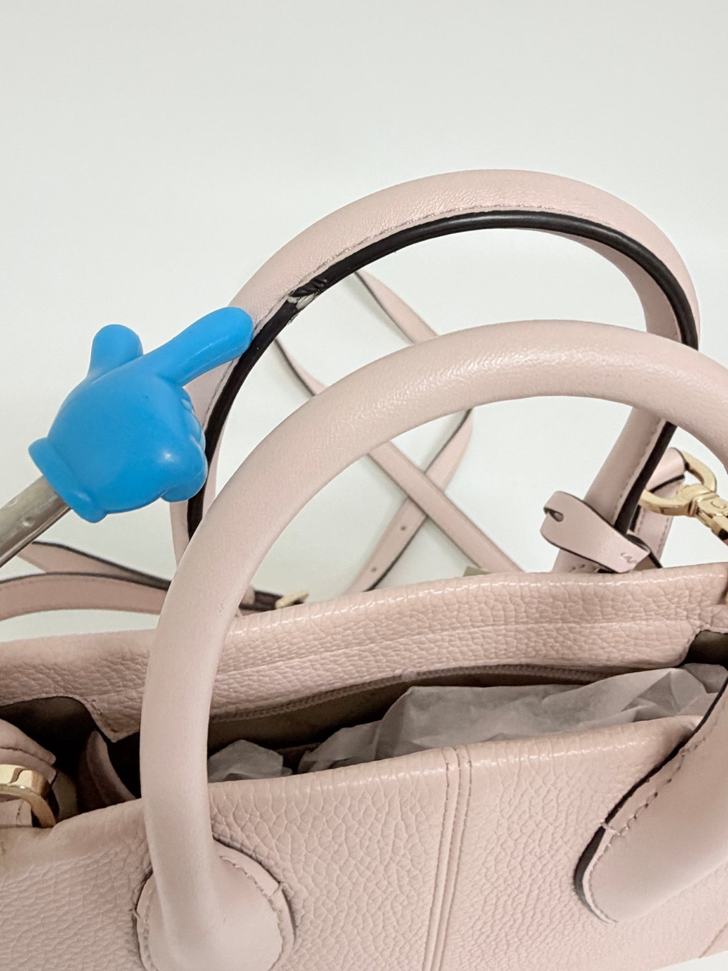 Lynn's Closet Boutique Michael Kors Mirella blush pebbled leather tote handle showing a small wear flaw