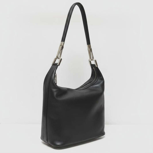 Lynn's Closet Boutique vintage 90s black leather Gucci hobo bag with silver-tone hardware and GG charm.
